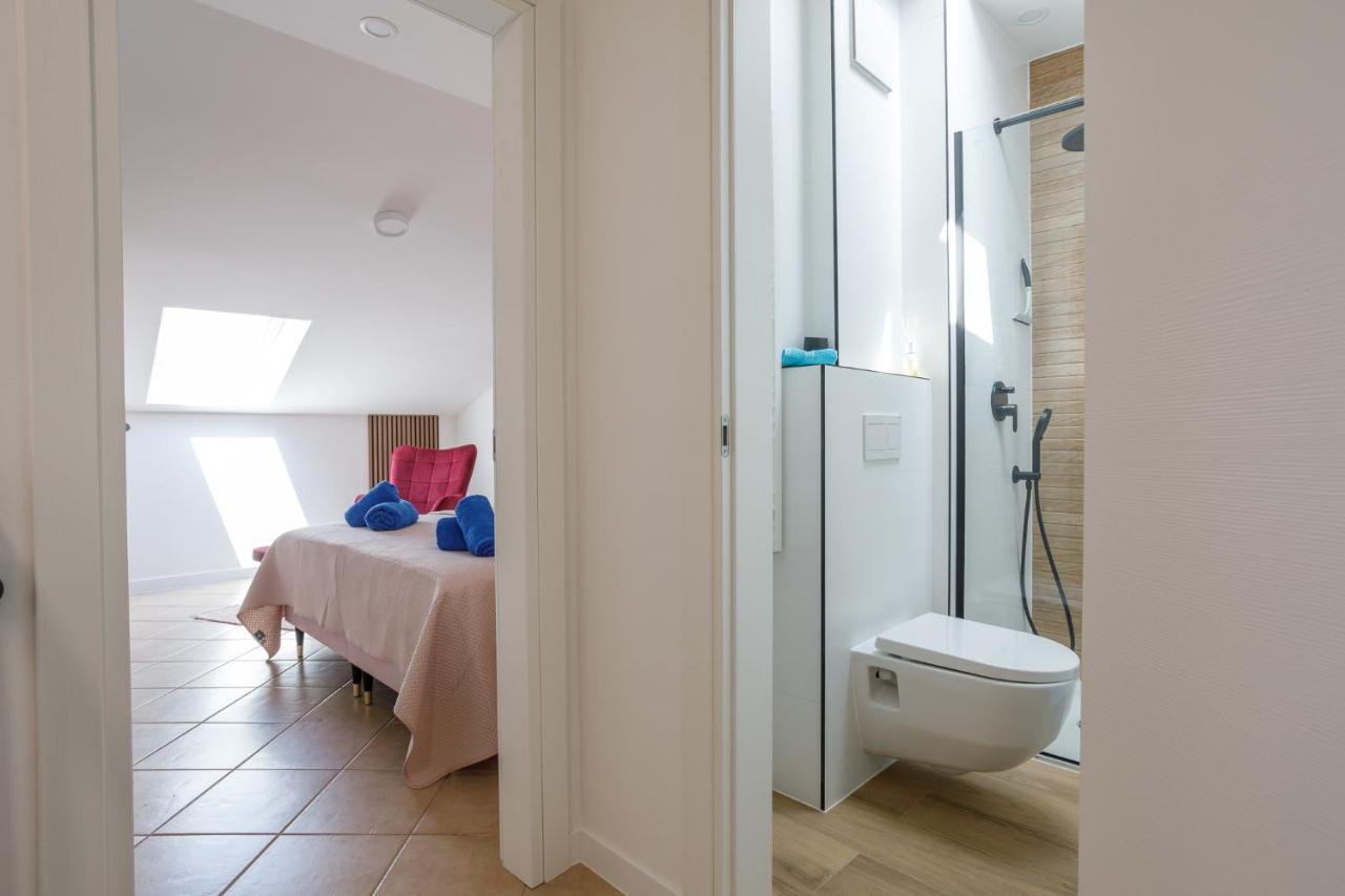 Apartmen Plus U Centru Blizu Plaze Njivice Dış mekan fotoğraf