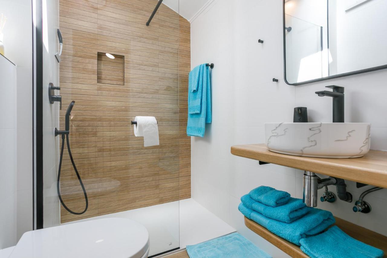 Apartmen Plus U Centru Blizu Plaze Njivice Dış mekan fotoğraf